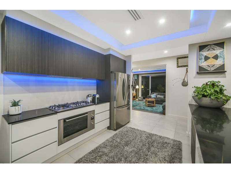 23 Apple Gum Place, Palmview QLD 4553