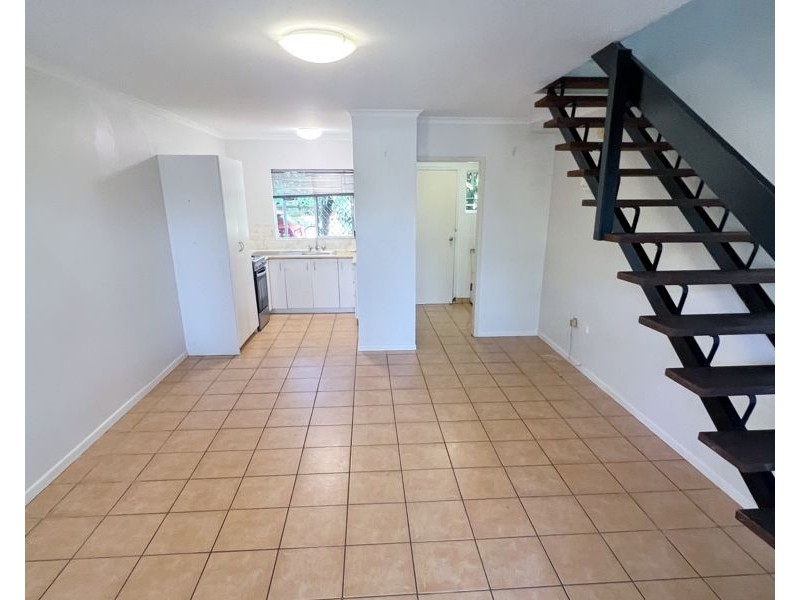 6/55 Memorial Avenue, Maroochydore QLD 4558