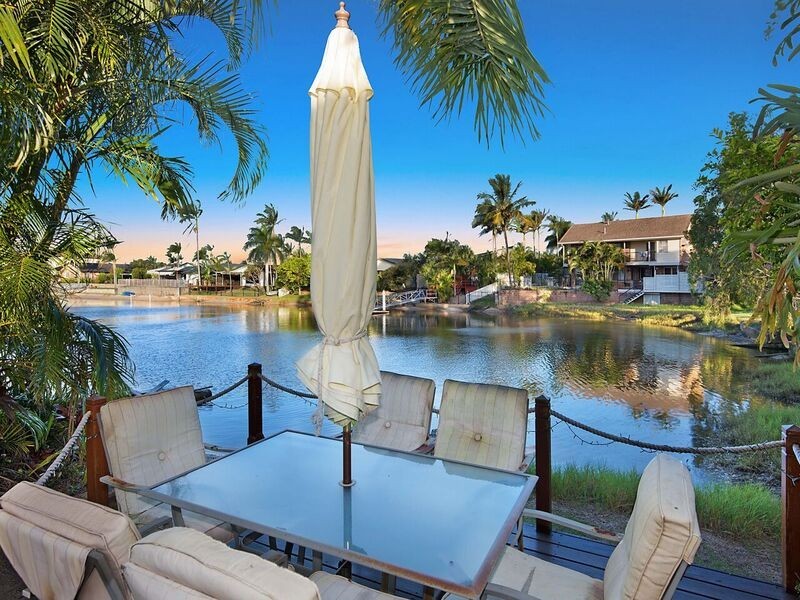 3/2-4 Admirals Ct, Mooloolaba QLD 4557