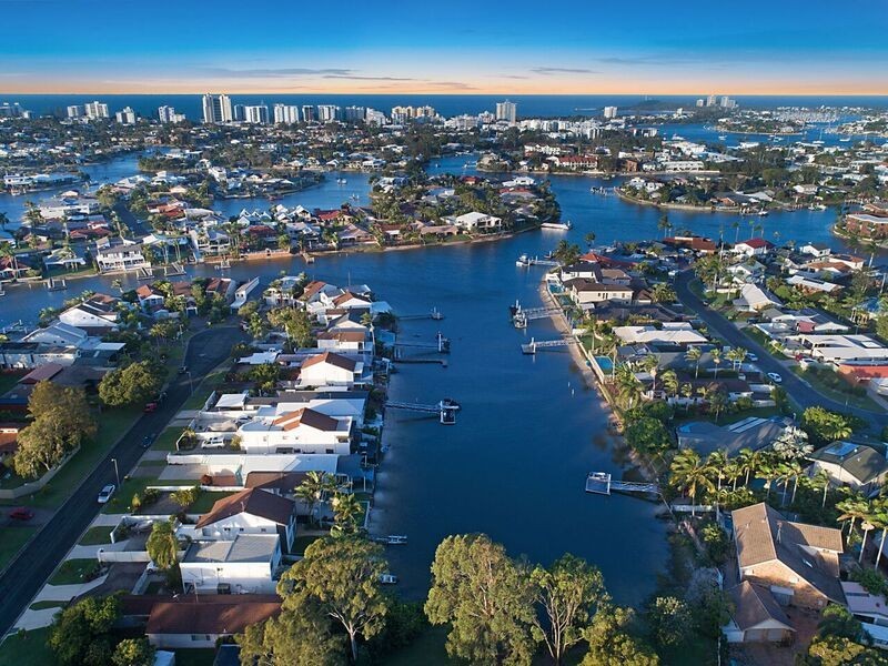 3/2-4 Admirals Ct, Mooloolaba QLD 4557