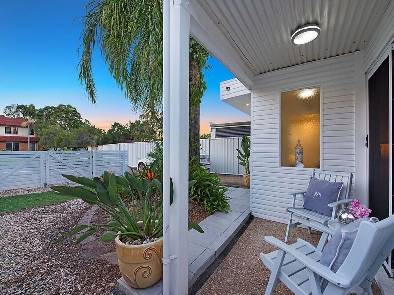 3/2-4 Admirals Ct, Mooloolaba QLD 4557