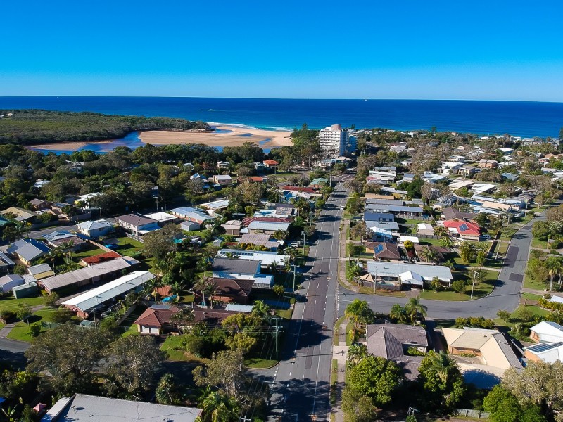 37 Currimundi Road, Currimundi QLD 4551