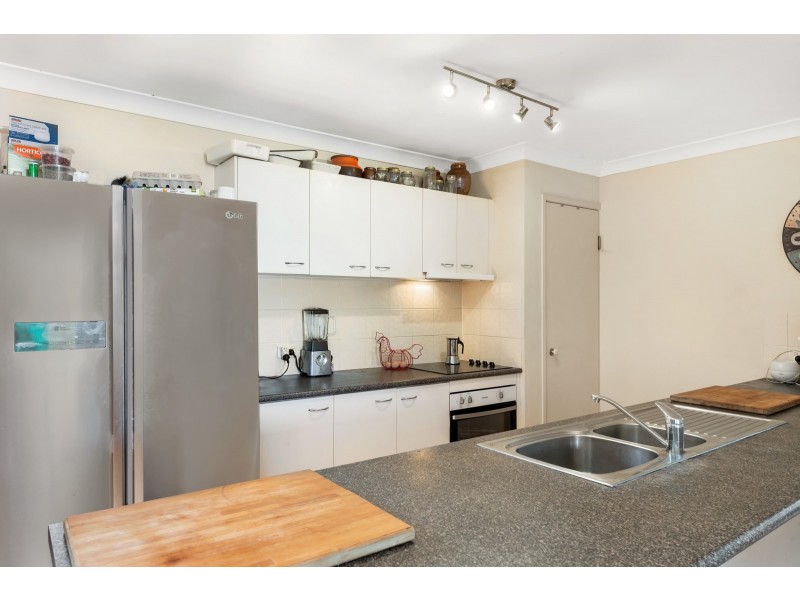 1 Kingma Cres, Caboolture QLD 4510