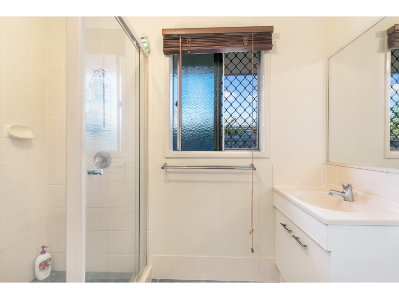 1 Kingma Cres, Caboolture QLD 4510