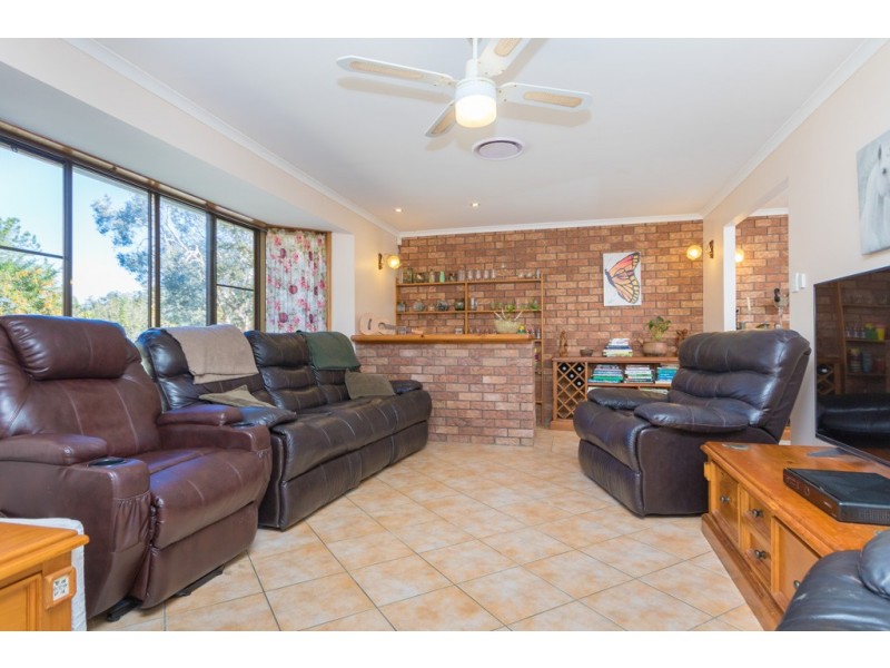20 McConachy Rd, Elimbah QLD 4516