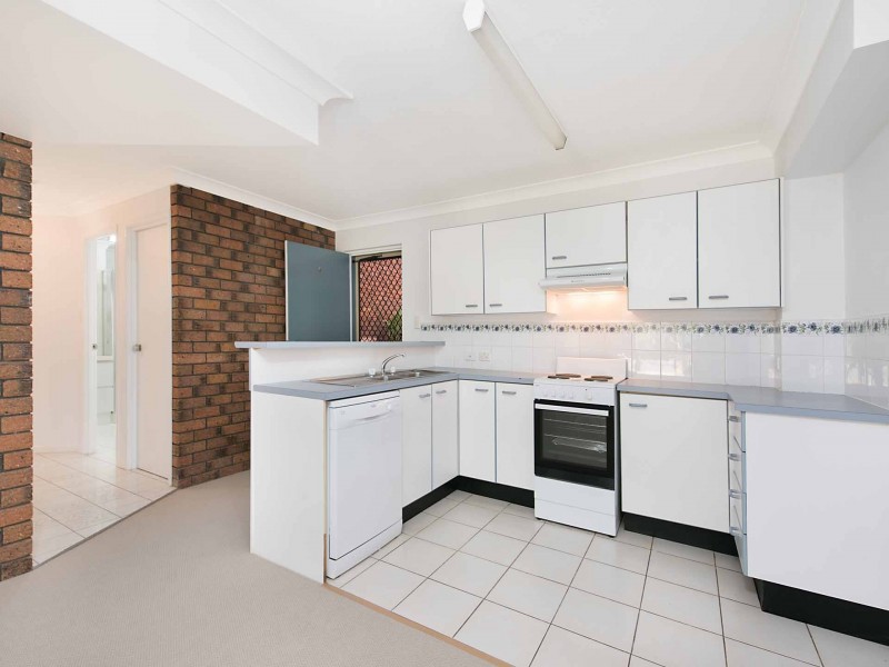 2/19 Muraban Street, Mooloolaba QLD 4557