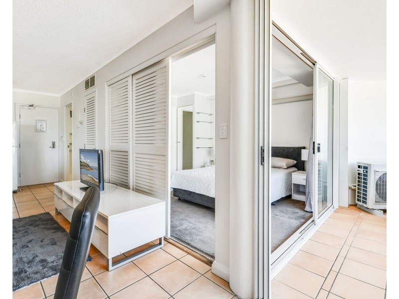 255 180 Alexandra Parade, Alexandra Headland QLD 4572