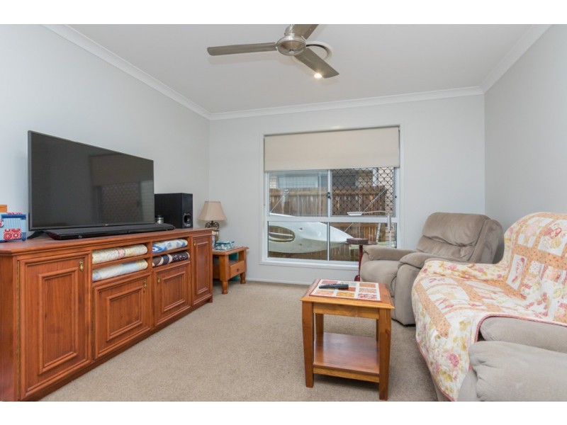 35 Dickson Crescent, North Lakes QLD 4509