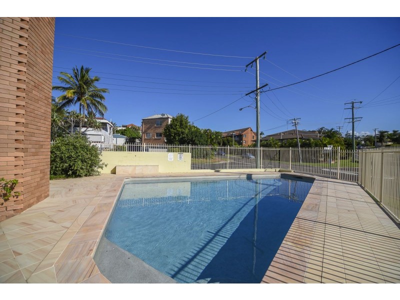 2/9 Pacific Terrace, Alexandra Headland QLD 4572