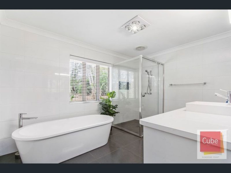 105 Kentish Road, Kiels Mountain QLD 4559