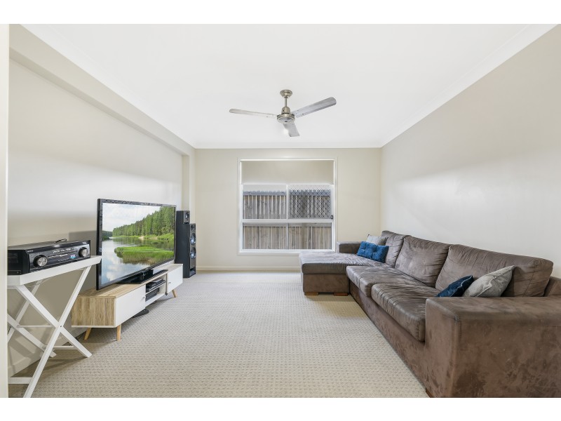 15 Teal St, Caloundra West QLD 4551