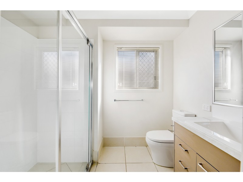 15 Teal St, Caloundra West QLD 4551