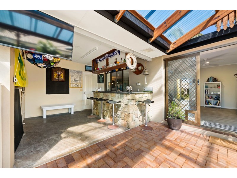 39 Balyata Crescent, Mooloolaba QLD 4557