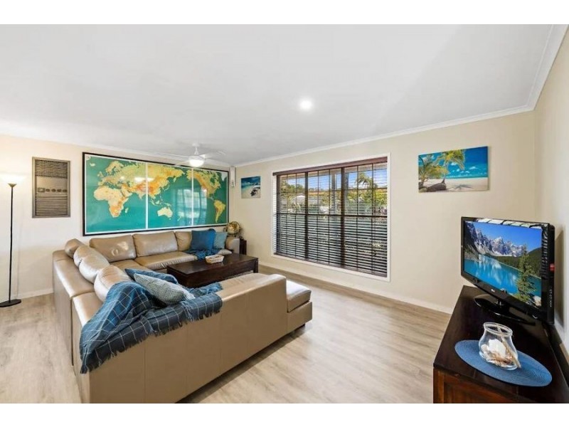 39 Balyata Crescent, Mooloolaba QLD 4557