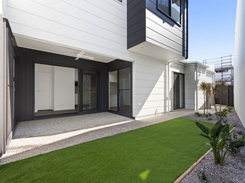 11 Claremont Drive, Maroochydore QLD 4558