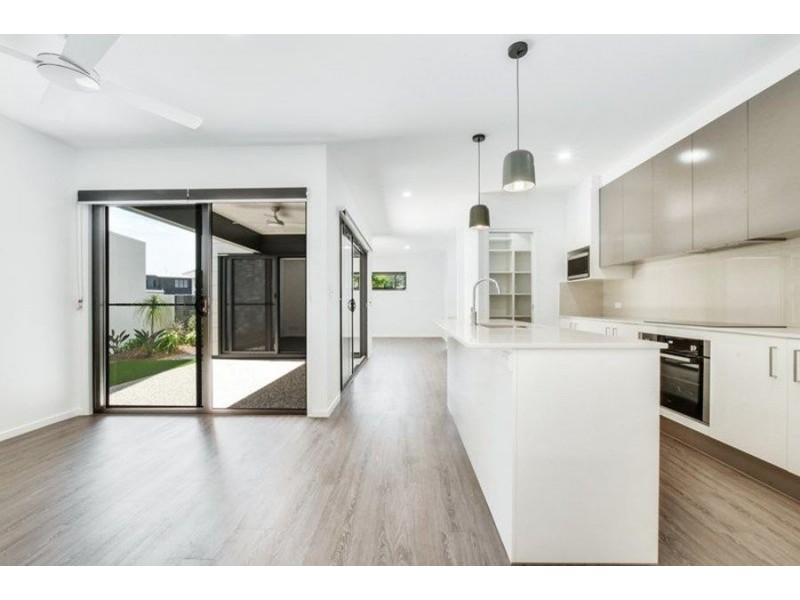 11 Claremont Drive, Maroochydore QLD 4558