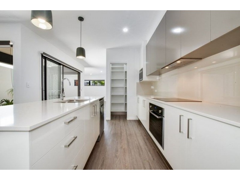 11 Claremont Drive, Maroochydore QLD 4558