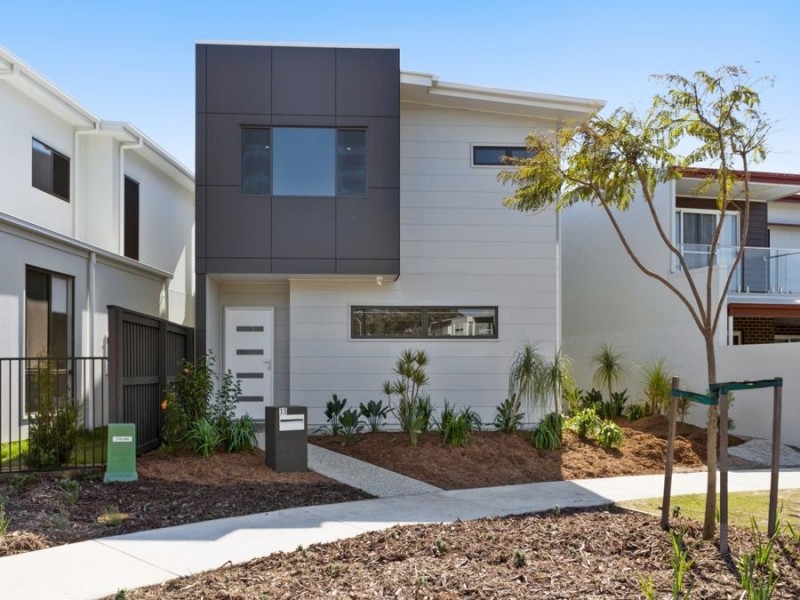 11 Claremont Drive, Maroochydore QLD 4558