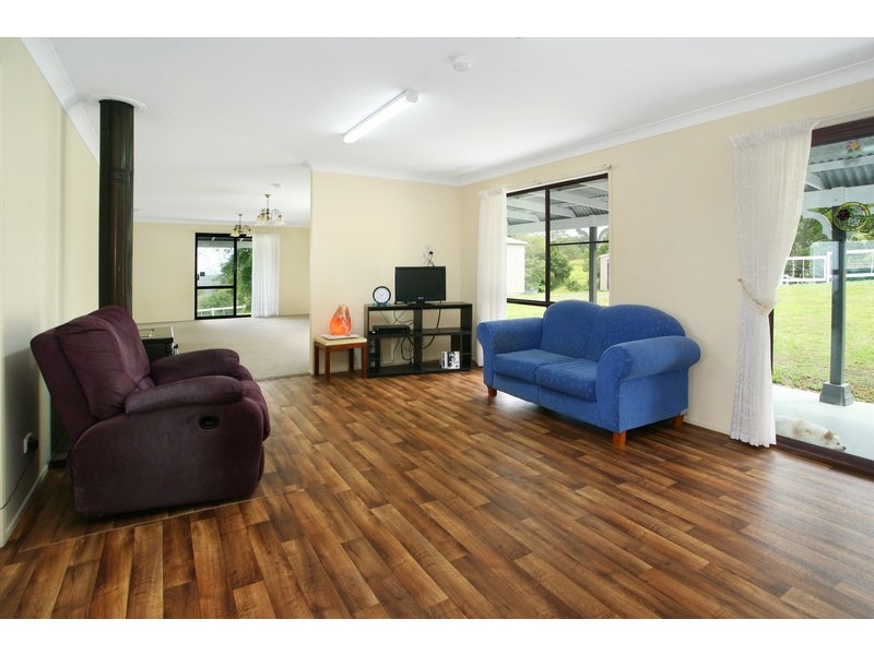 335 Landsborough Maleny Rd, Mount Mellum QLD 4550