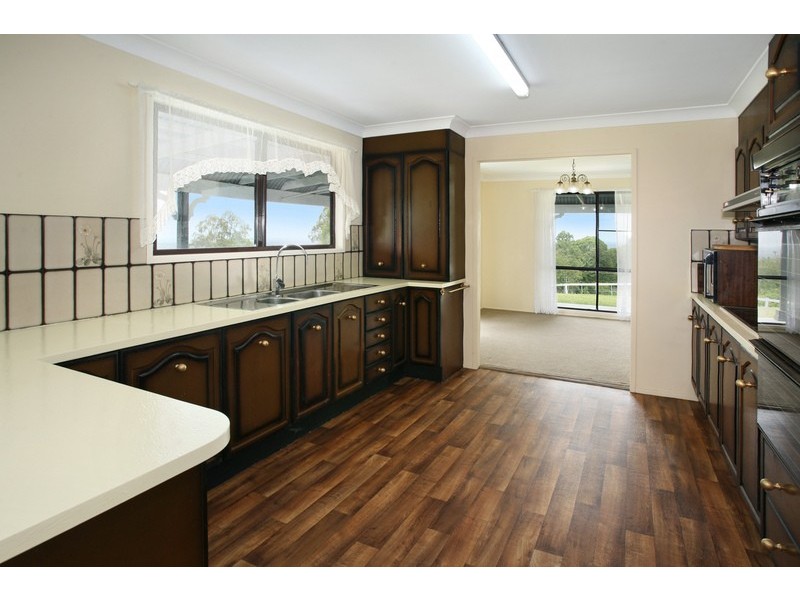 335 Landsborough Maleny Rd, Mount Mellum QLD 4550