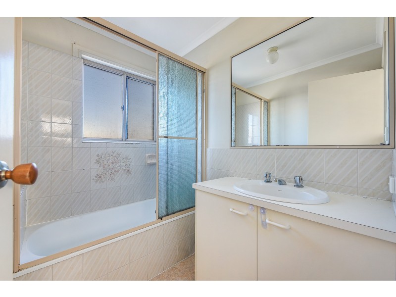 2/10 Mungar St, Maroochydore QLD 4558