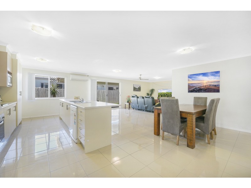 4 Mansell St, Meridan Plains QLD 4551