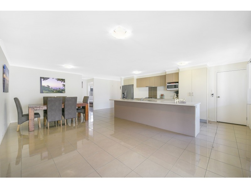 4 Mansell St, Meridan Plains QLD 4551