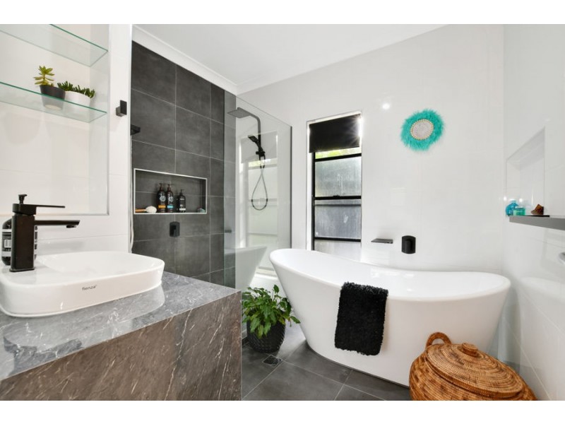 24 Hardwood Court, Buderim QLD 4556