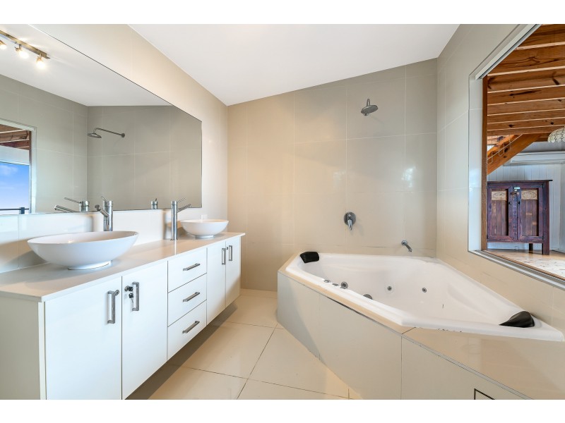 575 Mountain View Road, Maleny QLD 4552