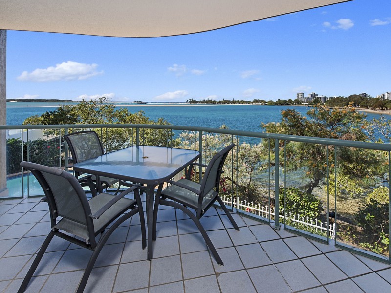 3/2 Duporth Avenue, Maroochydore QLD 4558