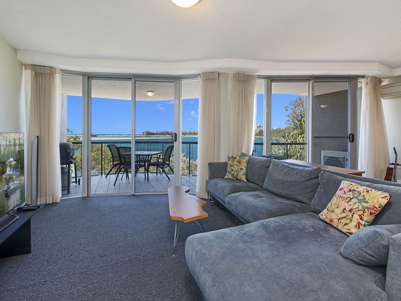3/2 Duporth Avenue, Maroochydore QLD 4558