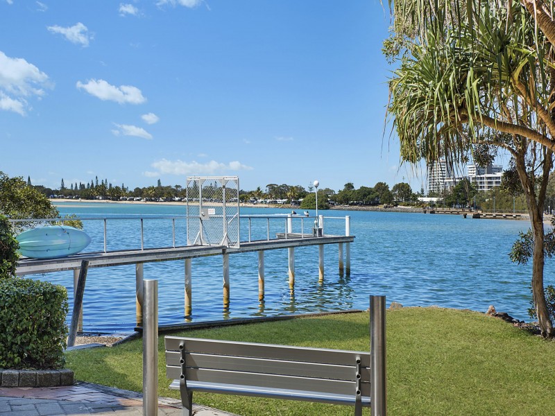 3/2 Duporth Avenue, Maroochydore QLD 4558