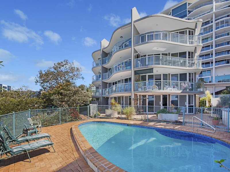 3/2 Duporth Avenue, Maroochydore QLD 4558