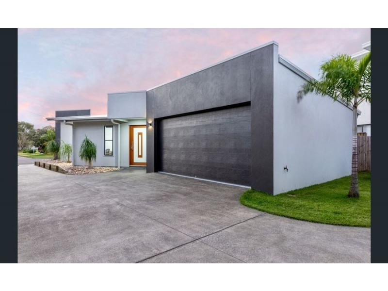 1/7 Wotama Ct, Mooloolaba QLD 4557