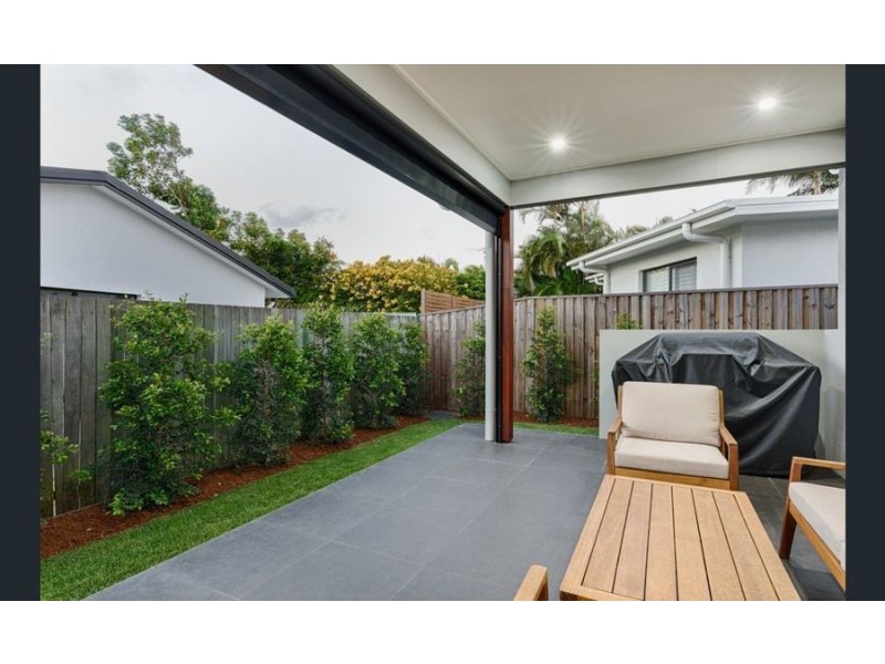 1/7 Wotama Ct, Mooloolaba QLD 4557