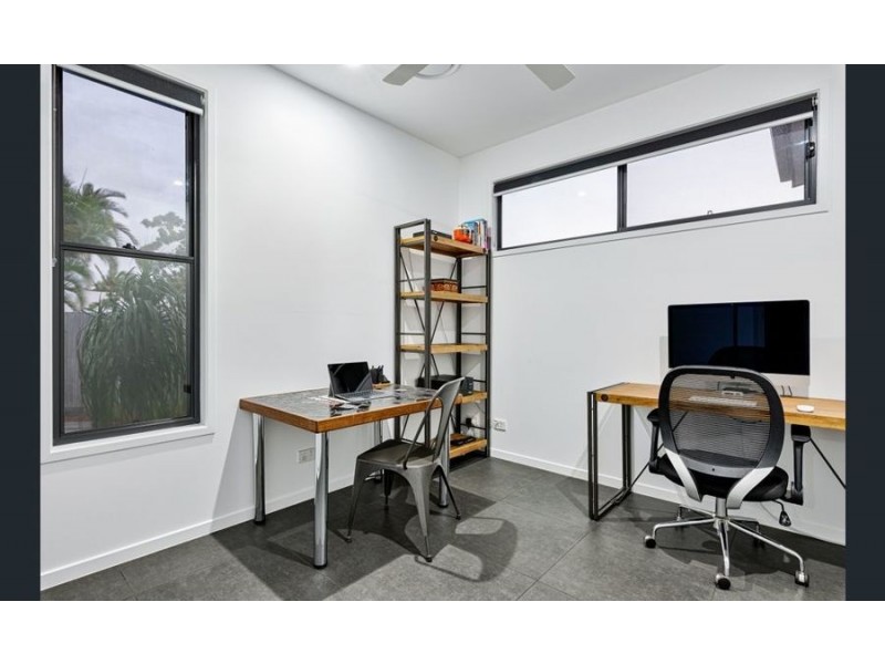 1/7 Wotama Ct, Mooloolaba QLD 4557