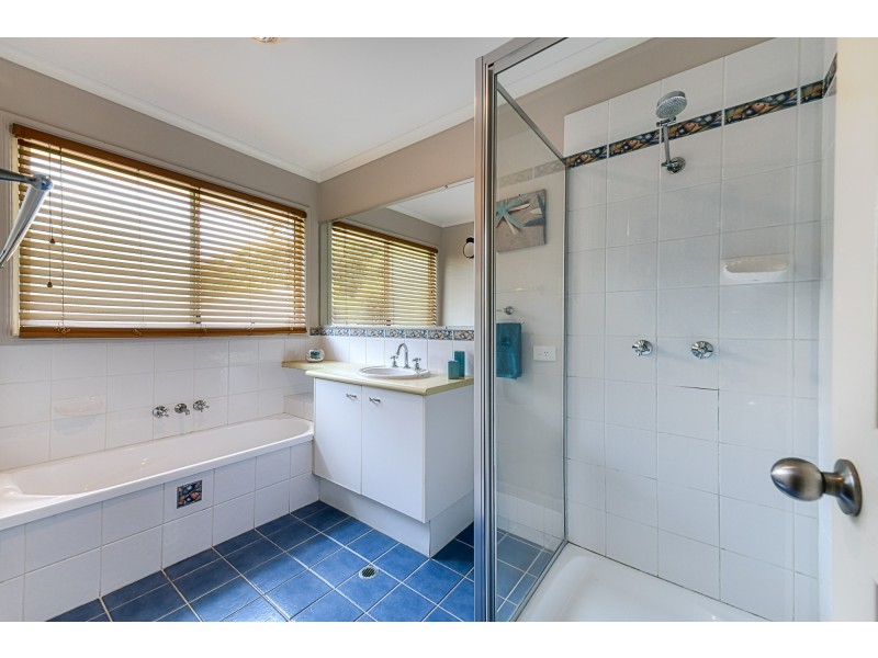 9 Summerfield Ct, Bli Bli QLD 4560