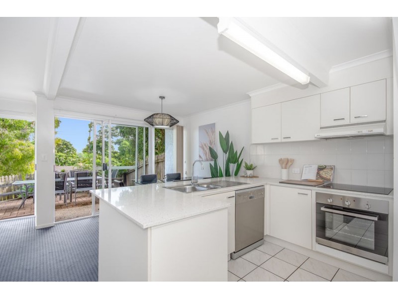 1 38 Toorumbee Drive, Mooloolaba QLD 4557