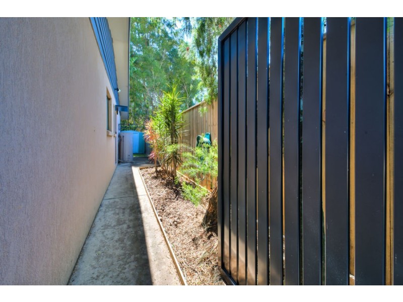 2/6 Moomba Street, Pacific Paradise QLD 4564