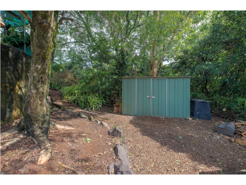 16 Rainbow Park Dr, Mapleton QLD 4560