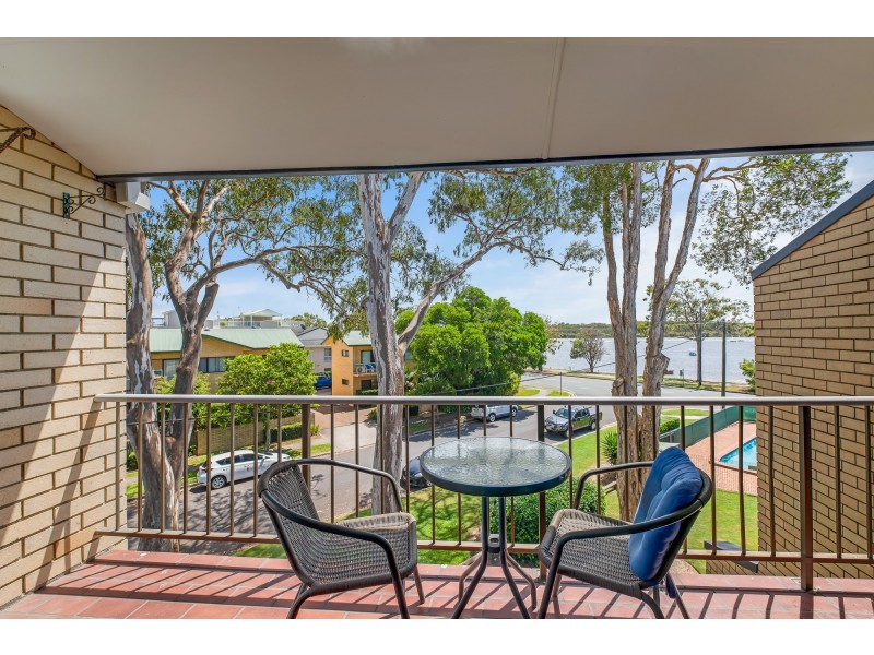 15/77 Bradman Ave, Maroochydore QLD 4558