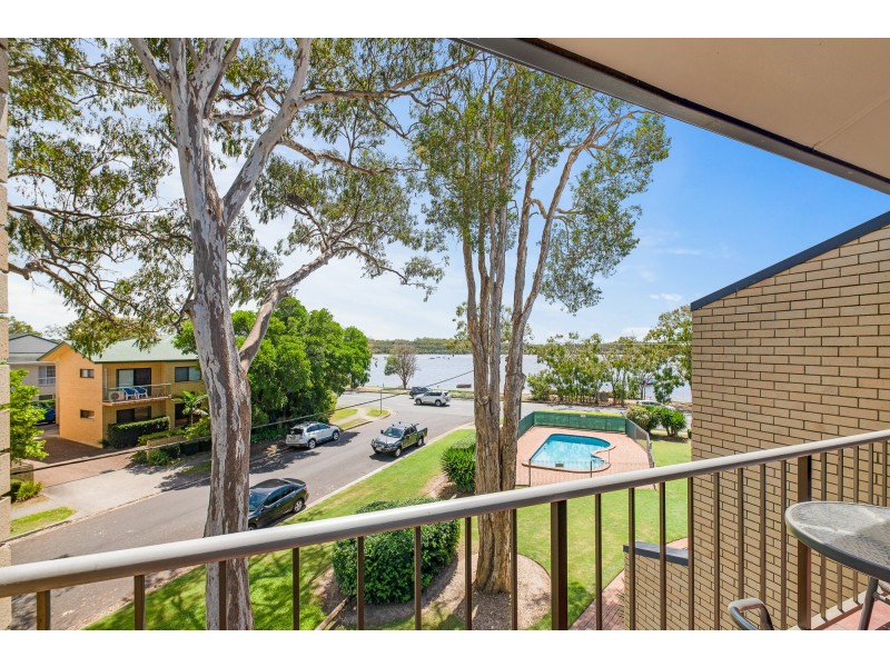 15/77 Bradman Ave, Maroochydore QLD 4558
