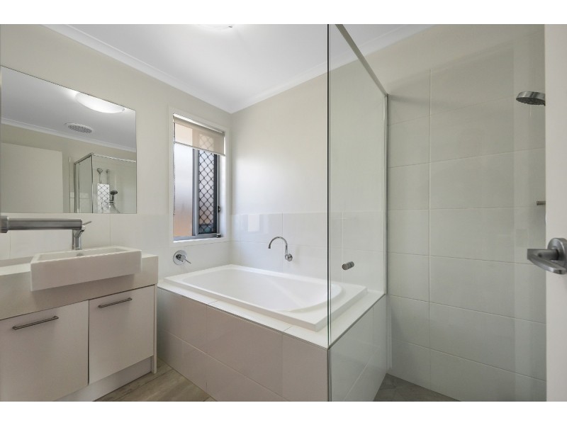 97 Bells Reach Drive, Caloundra West QLD 4551