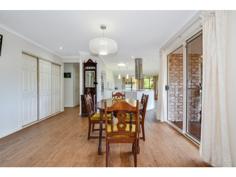 37 Fernleigh Crescent, Mooloolaba QLD 4557