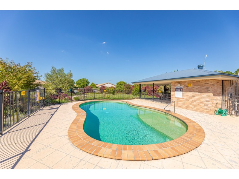 8/114-116 Del Rosso Rd, Caboolture QLD 4510