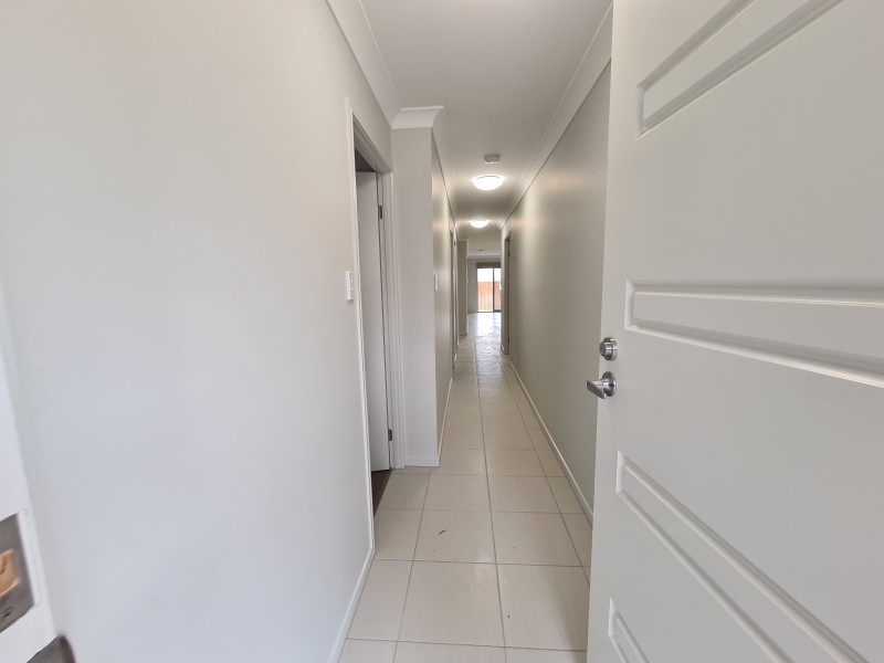 1-2/11B Archie St, Nambour QLD 4560