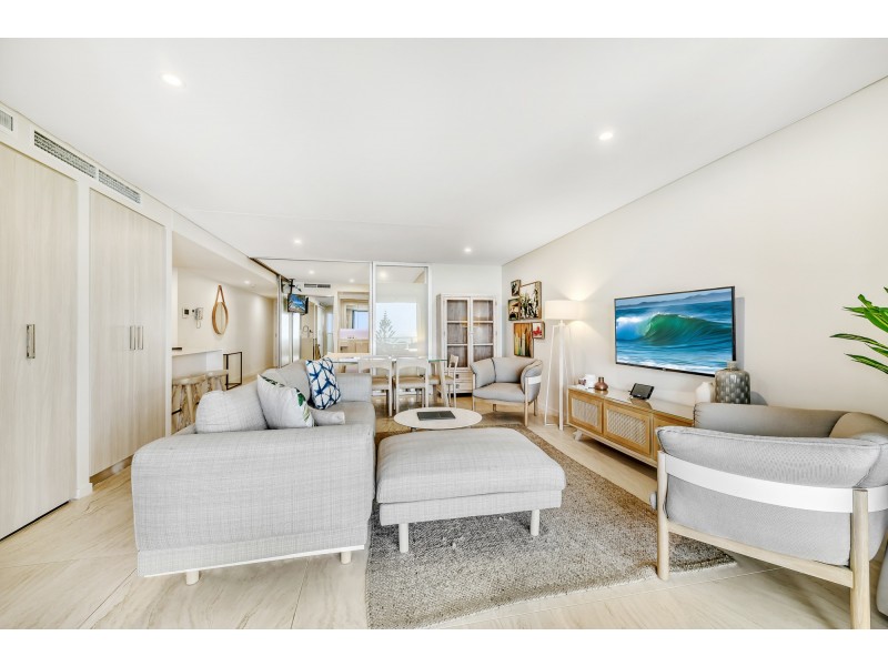 902/3 Meta St, Mooloolaba QLD 4557