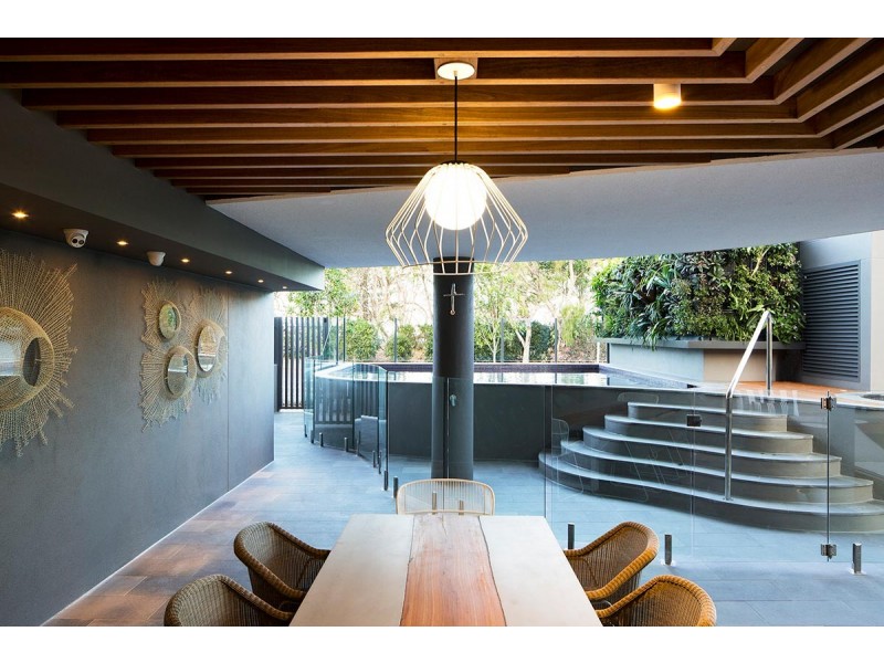 902/3 Meta St, Mooloolaba QLD 4557