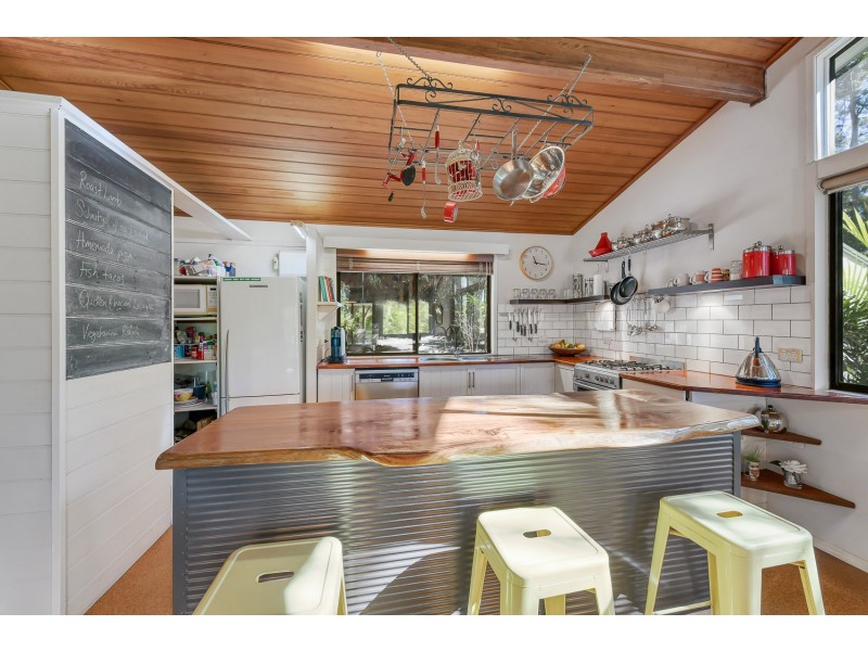 10 Edwin Rd, Buderim QLD 4556