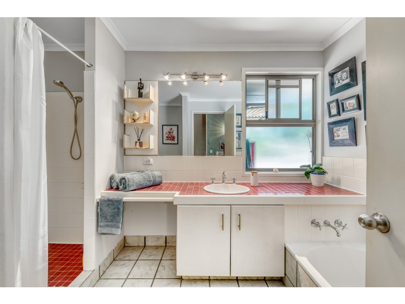 10 Edwin Rd, Buderim QLD 4556